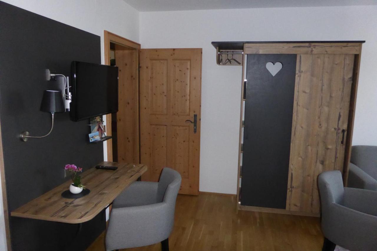 Berger-Hof Otel Grabenstätt Dış mekan fotoğraf